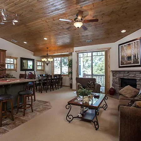 Ponderosa Meadows Villa